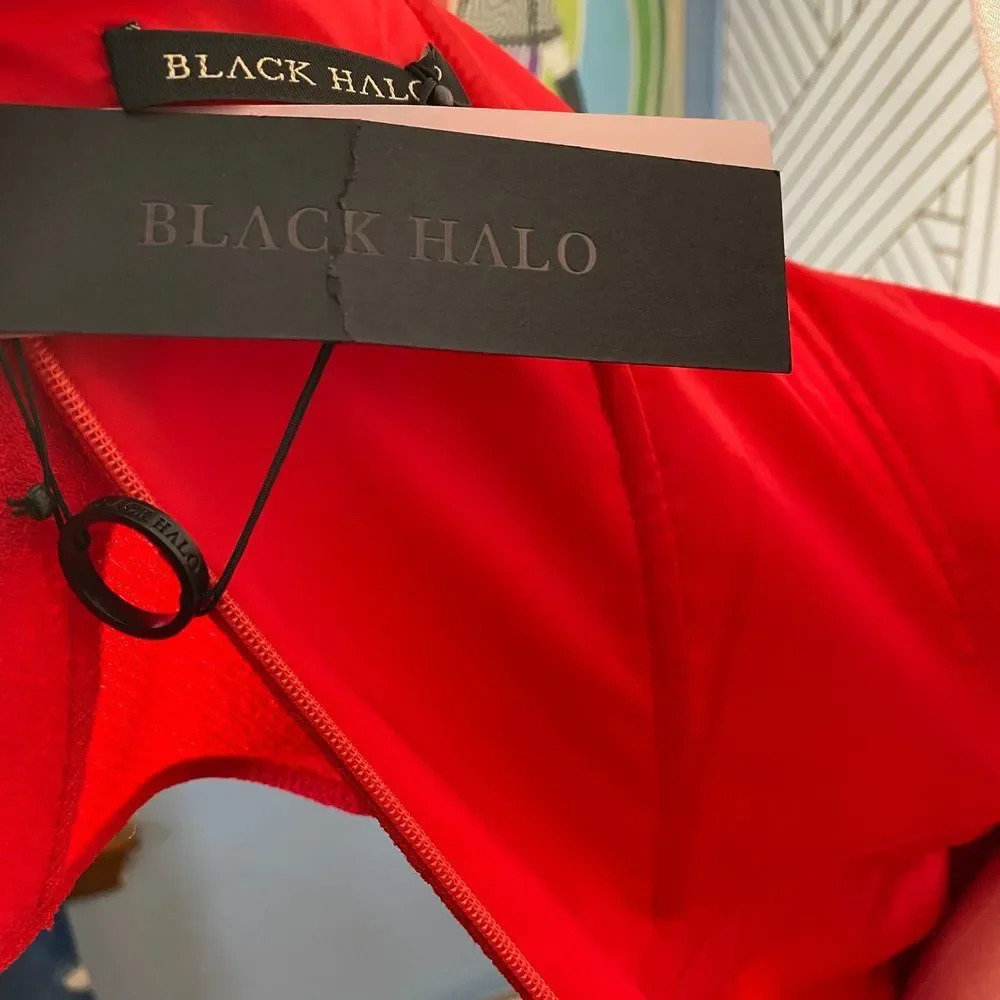 Black Halo Penelope Off the‎ Shoulder Dress in Red - Picture 12 of 12